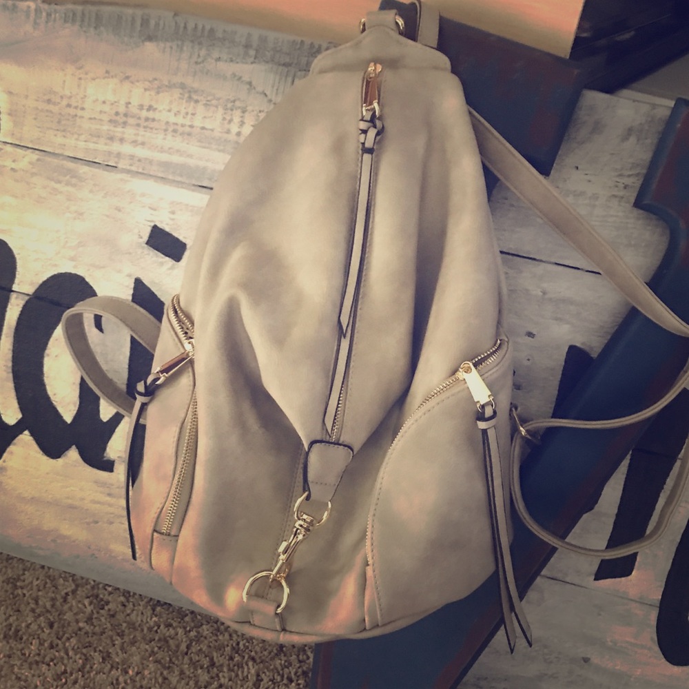 Leather hobo bucket backpack